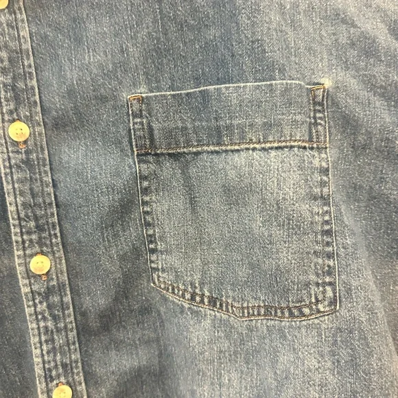 Aritzia Denim Forum 80’s Classic Button Down Shirt - Picture 3 of 5